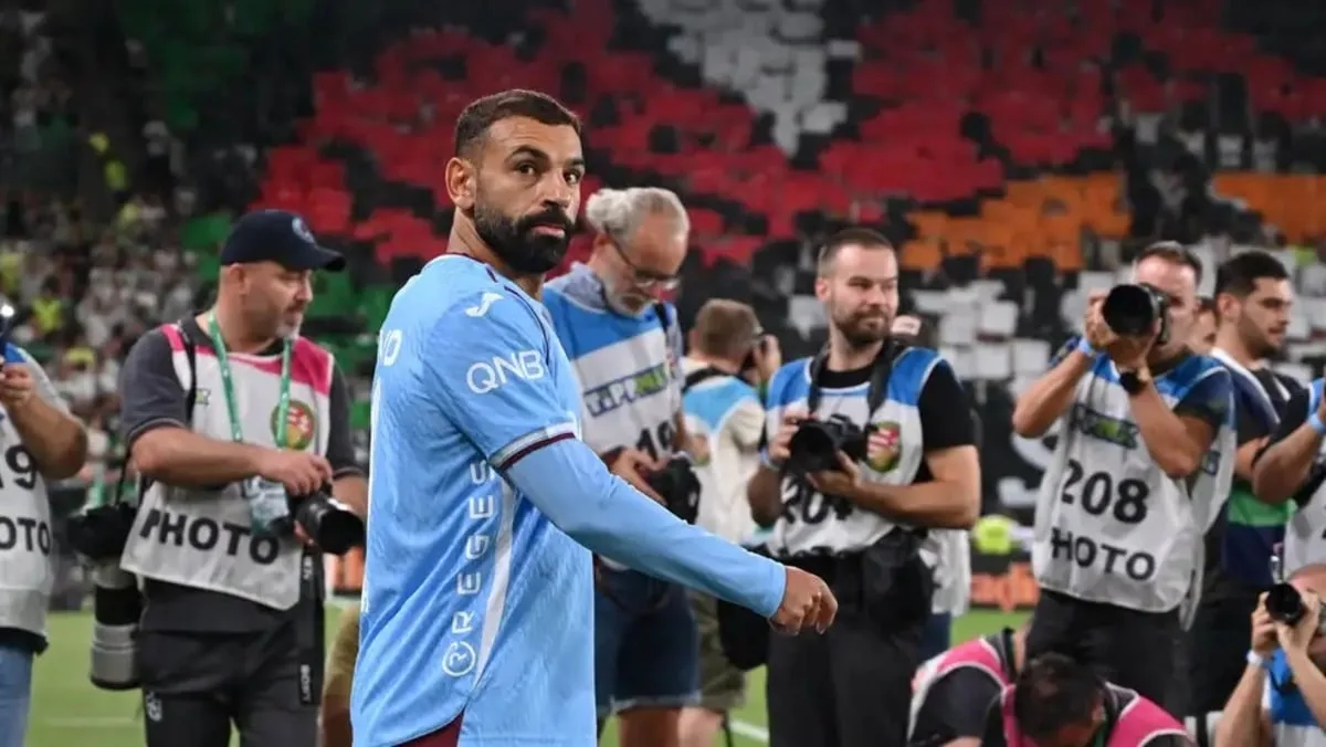 africasoccer.com A pergunta que todo mundo continua fazendo sobre Salah e o gramado sintético